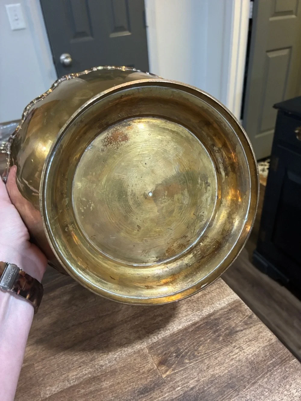 Brass Scalloped Decorative Bowl/Planter - Picture 4 of 6